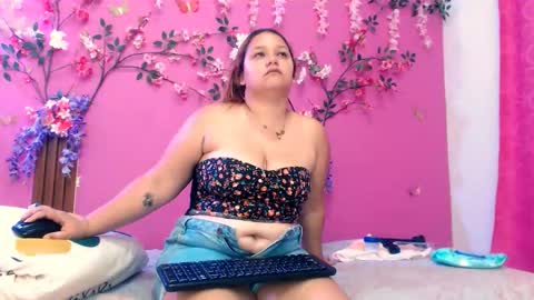 Snapshot of analdeepalejandra18 chatting on October 1, 6:58 pm analdee online show from October 1, 6:58 pm