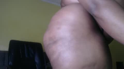 Snapshot of analock chatting on October 31, 12:17 pm Dotunga online show from October 31, 12:17 pm