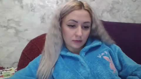 Snapshot of analqueen2024 chatting on January 1, 5:22 pm analqueen2024 online show from January 1, 5:22 pm