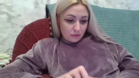 Snapshot of analqueen2024 chatting on January 20, 1:32 pm analqueen2024 online show from January 20, 1:32 pm