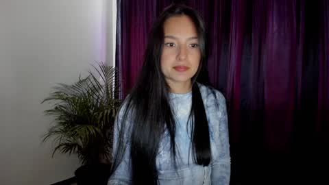 Snapshot of anamarieh chatting on January 15, 4:43 pm Ann online show from January 15, 4:43 pm