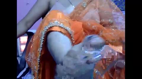 Snapshot of anamika794088 chatting on January 4, 10:27 am anamika794088 online show from January 4, 10:27 am