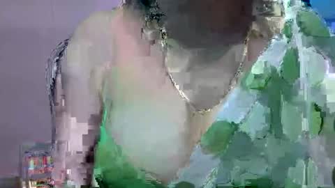 Snapshot of anamika794088 chatting on January 12, 4:18 pm anamika794088 online show from January 12, 4:18 pm