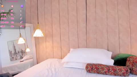 Snapshot of anantaa chatting on November 11, 11:43 am Ananta online show from November 11, 11:43 am