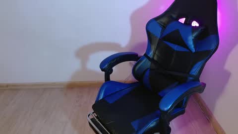 ana 3 online show from November 13, 12:42 am