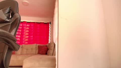 Snapshot of anaspencerx chatting on March 10, 10:13 pm ana online show from March 10, 10:13 pm