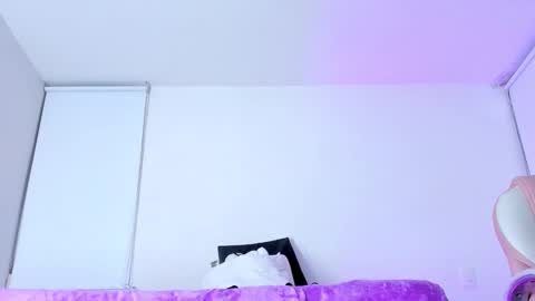 Snapshot of anastaciablake chatting on December 13, 2:32 am Anastacia online show from December 13, 2:32 am