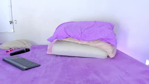 Snapshot of anastaciablake chatting on March 10, 9:53 am Anastacia online show from March 10, 9:53 am