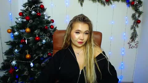 anastacyyellig online show from December 13, 3:27 am
