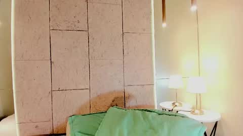 Snapshot of anastasia_jhons chatting on October 22, 4:35 am anastasia online show from October 22, 4:35 am