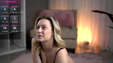 AnastasiaMills online show from April 13, 7:08 pm