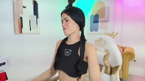 Snapshot of anastasiia_rouse chatting on November 28, 4:04 am Anastasia online show from November 28, 4:04 am