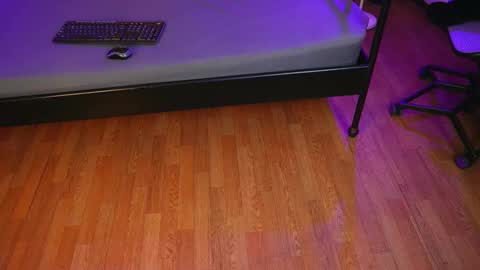 Snapshot of anaya_olyx chatting on September 16, 7:31 am anaya_olyx online show from September 16, 7:31 am