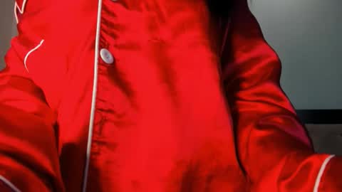 Layla online show from February 18, 11:01 pm