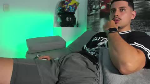 Snapshot of ander_perez chatting on November 28, 3:14 pm ANDER online show from November 28, 3:14 pm