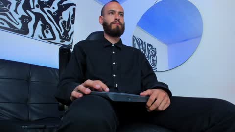 Snapshot of anders_x chatting on January 11, 7:05 pm Andrs - online show from January 11, 7:05 pm