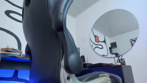 Andrs   -                   online show from January 15, 10:46 pm