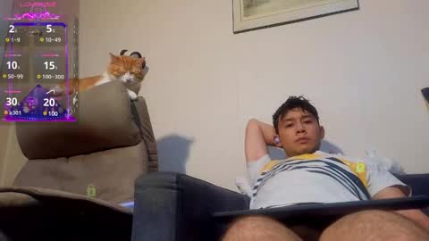 Snapshot of andie_bigdick chatting on December 22, 6:48 pm andie Send your love who needs it online show from December 22, 6:48 pm