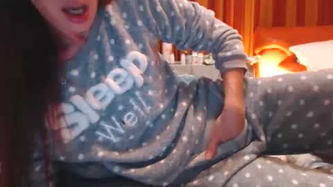 Andra online show from October 3, 12:07 am