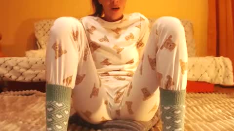 Andra online show from October 12, 5:45 pm