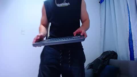 Snapshot of andre_parker chatting on November 15, 11:43 pm Andre Parker online show from November 15, 11:43 pm