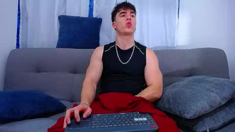 Snapshot of andre_parker chatting on January 10, 12:34 am Andre Parker online show from January 10, 12:34 am