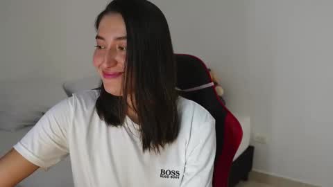 Andrea online show from February 2, 6:28 pm