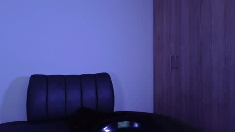 Snapshot of andrea_torres_ chatting on January 10, 1:21 am online show from January 10, 1:21 am