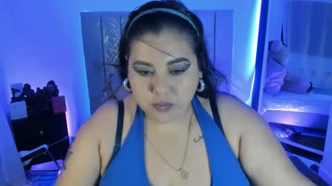 Snapshot of andreaakinky chatting on November 17, 8:31 am andreaakinky online show from November 17, 8:31 am