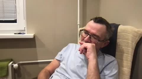 Snapshot of andreass60 chatting on January 3, 5:17 am andreass60 online show from January 3, 5:17 am