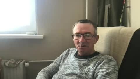 Snapshot of andreass60 chatting on October 2, 9:49 am andreass60 online show from October 2, 9:49 am