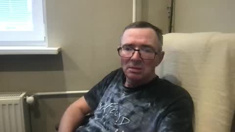 Snapshot of andreass60 chatting on November 3, 12:06 pm andreass60 online show from November 3, 12:06 pm