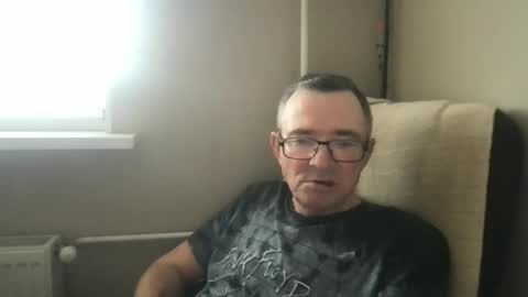 Snapshot of andreass60 chatting on November 12, 8:04 am andreass60 online show from November 12, 8:04 am