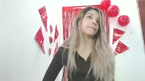 Snapshot of andreau_19 chatting on September 19, 1:56 pm andreau 19 online show from September 19, 1:56 pm