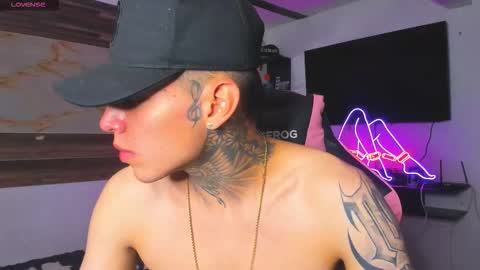 Snapshot of andrees_s chatting on September 18, 2:02 am andrees_s online show from September 18, 2:02 am