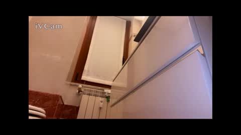 Snapshot of andregio0087 chatting on January 16, 5:28 pm andregio0087 online show from January 16, 5:28 pm