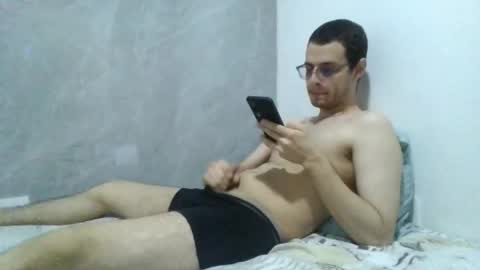 andres129494 online show from March 28, 2:00 am