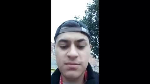 Snapshot of andres231011 chatting on June 7, 10:41 am andres231011 online show from June 7, 10:41 am