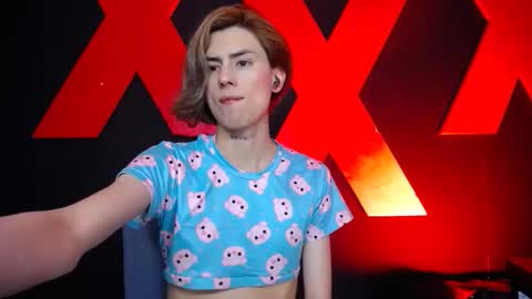 Alann online show from April 8, 1:44 pm