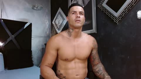 insta andres clark  online show from January 28, 3:04 am