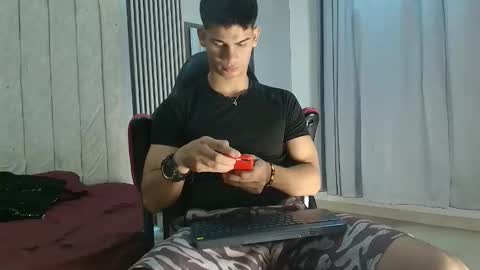 andres_stud online show from September 30, 4:17 am