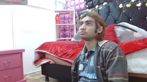 andresdark_07 online show from January 7, 3:42 am