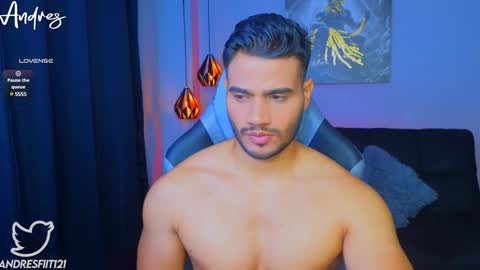 Snapshot of andresfiit chatting on December 2, 3:37 am Andres online show from December 2, 3:37 am