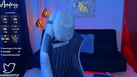 Snapshot of andresfiit chatting on December 11, 5:43 am Andres online show from December 11, 5:43 am