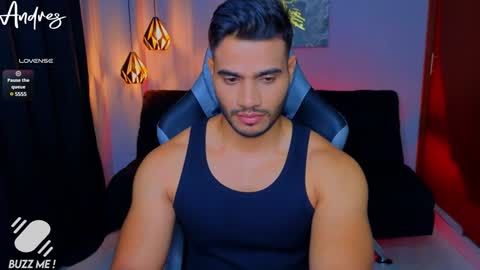 Snapshot of andresfiit chatting on December 18, 2:53 am Andres online show from December 18, 2:53 am