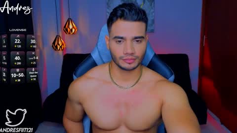 Snapshot of andresfiit chatting on December 23, 2:24 am Andres online show from December 23, 2:24 am