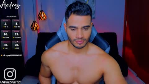 Snapshot of andresfiit chatting on December 24, 1:17 pm Andres online show from December 24, 1:17 pm