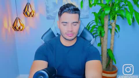 Snapshot of andresfiit chatting on September 26, 1:09 am Andres online show from September 26, 1:09 am