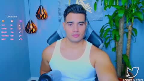 Snapshot of andresfiit chatting on September 28, 1:44 am Andres online show from September 28, 1:44 am