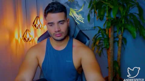 Snapshot of andresfiit chatting on October 5, 11:24 pm Andres online show from October 5, 11:24 pm